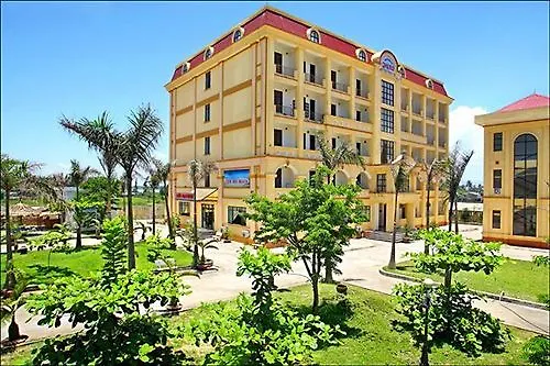 Oyo 594 Cua Dai Beach هوي ان