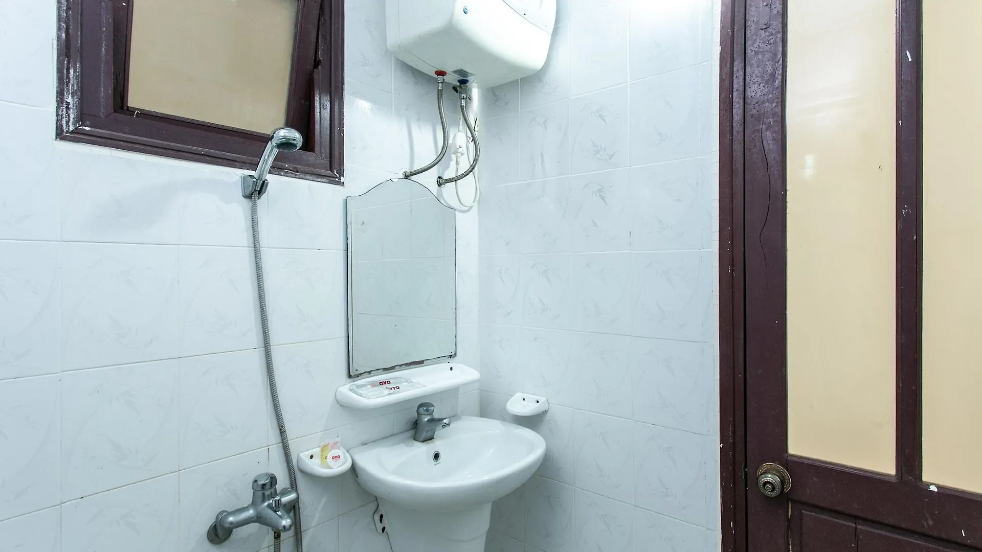 Oyo 594 Cua Dai Beach Hội An 2*,